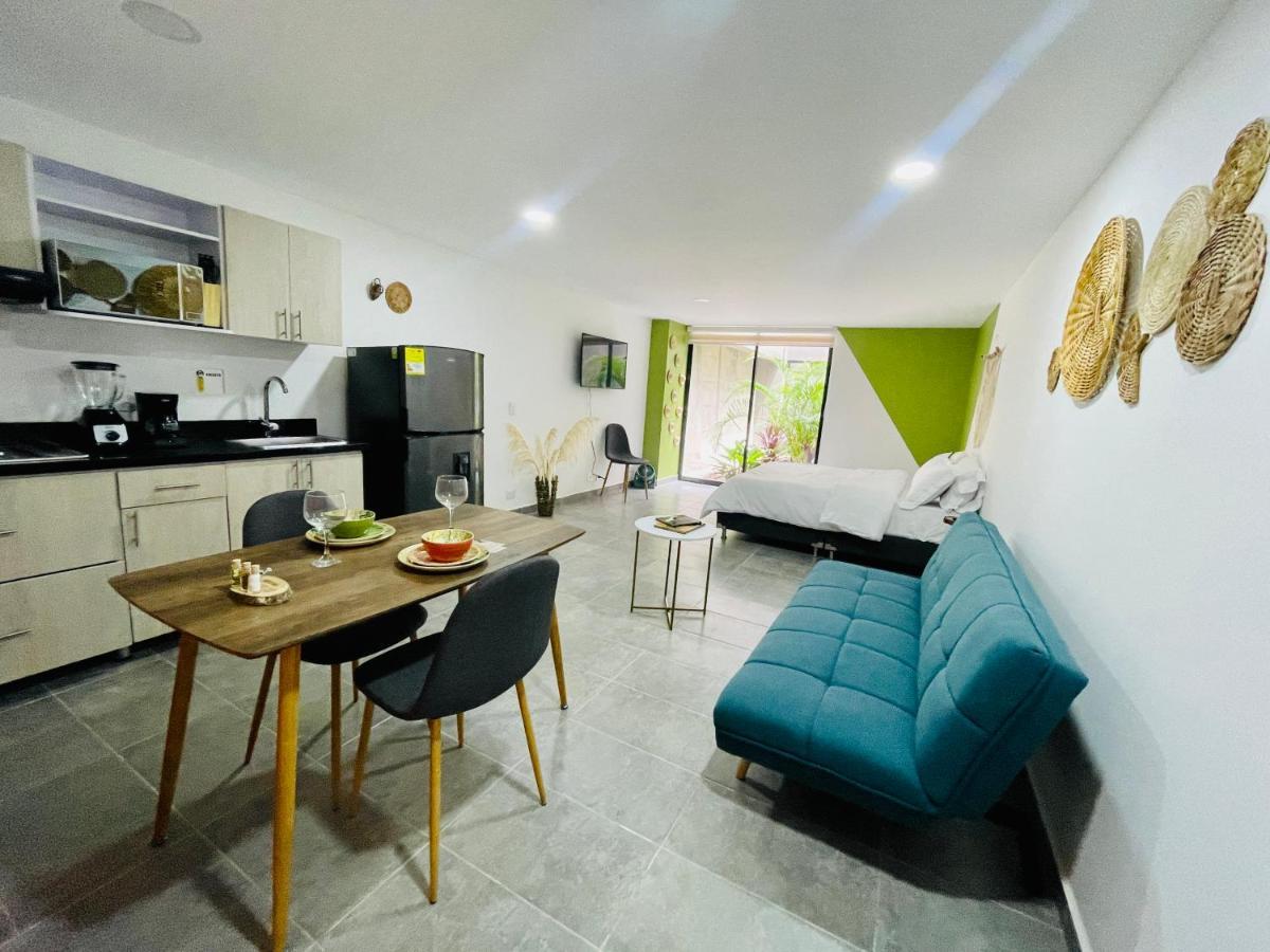 Tranvia 40 Apartments Medellin Exterior photo